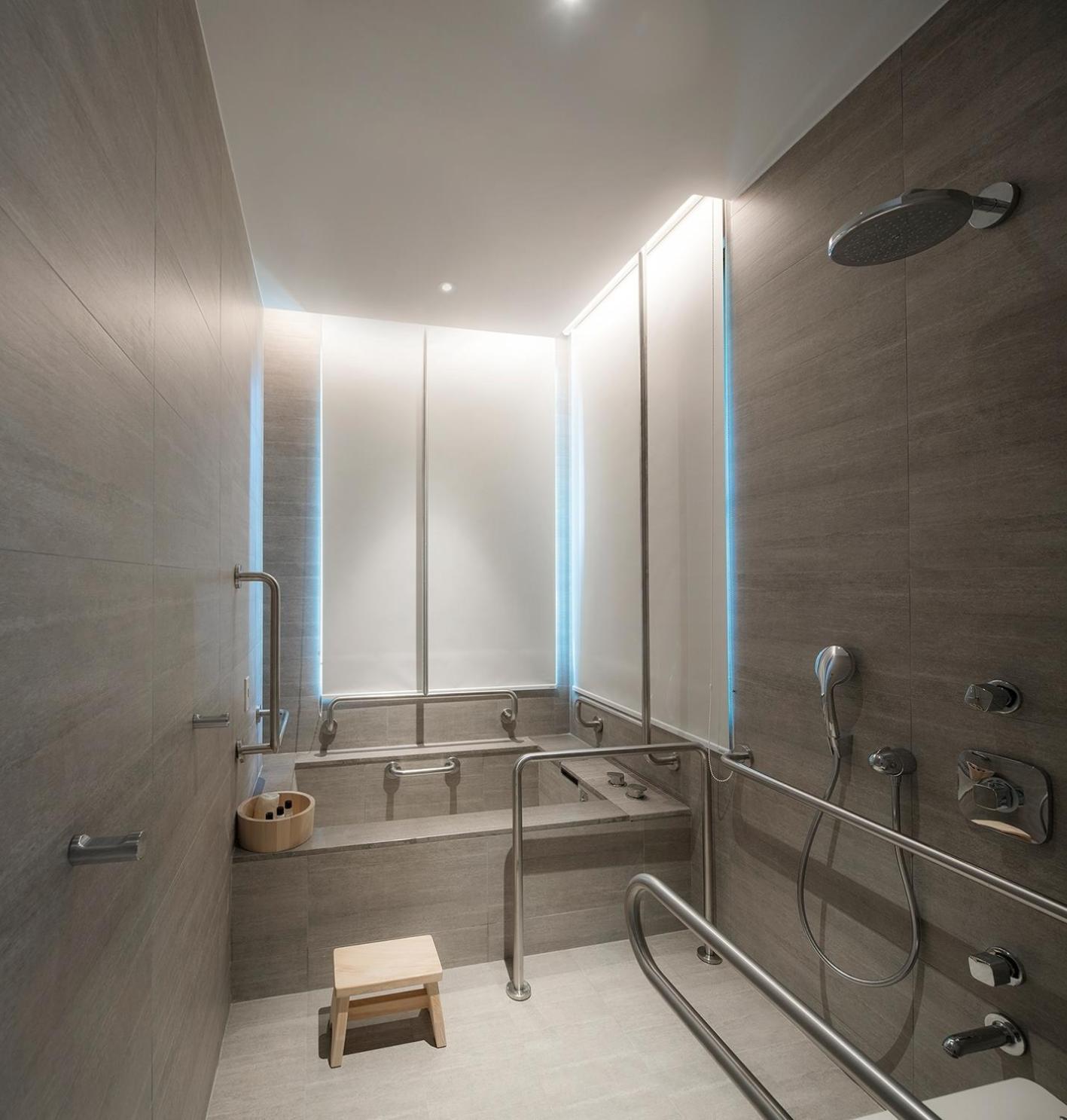 Mu Jiaoxi Hotel Bagian luar foto A shower room