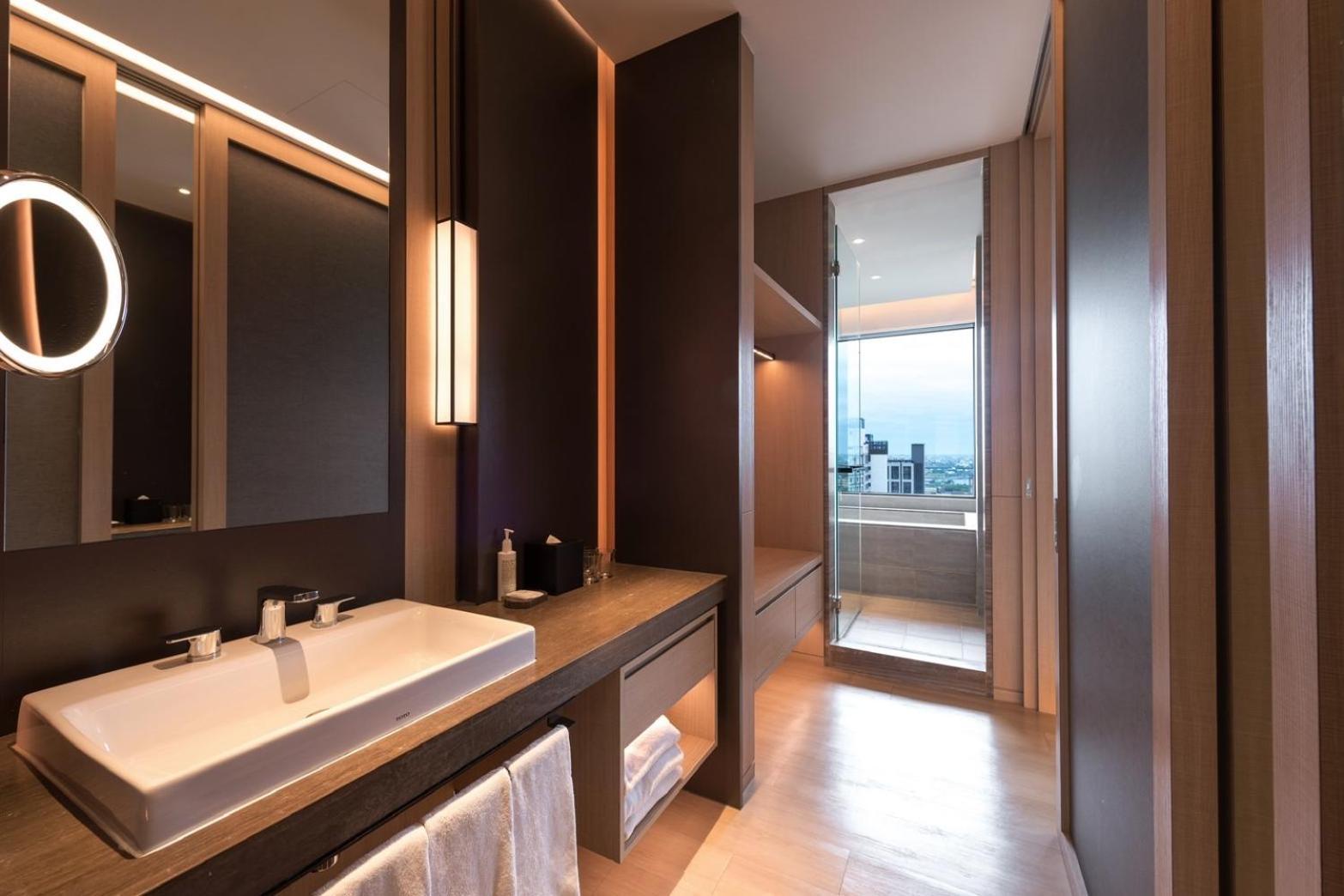 Mu Jiaoxi Hotel Bagian luar foto Bathroom