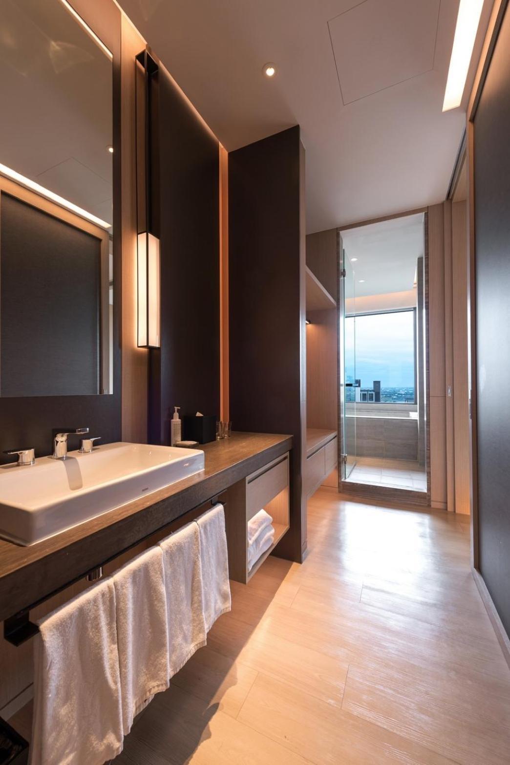 Mu Jiaoxi Hotel Bagian luar foto Bathroom